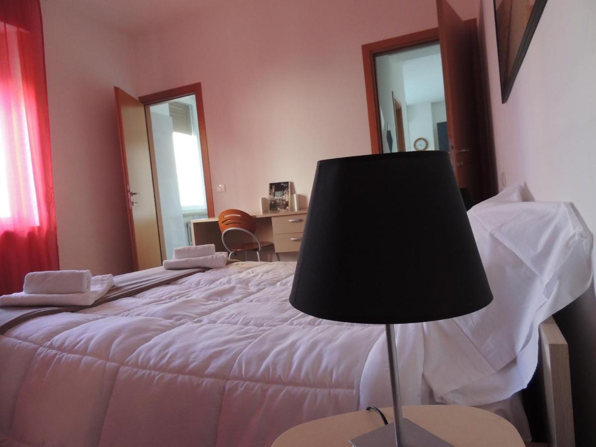 "Casa Giuliari" In Borgo Roma Vicino Policlinico Univr Fiera Leilighet Verona Eksteriør bilde
